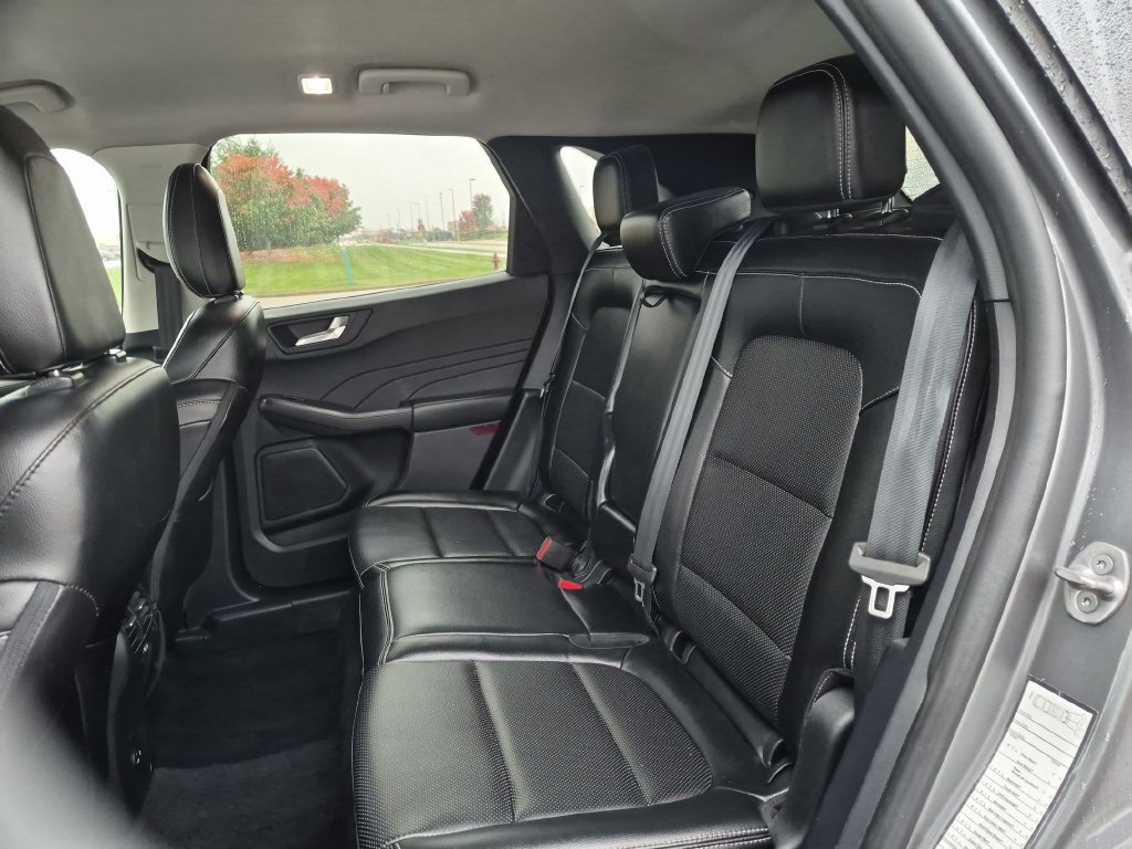 Used 2022 Gray Ford SEL image 23