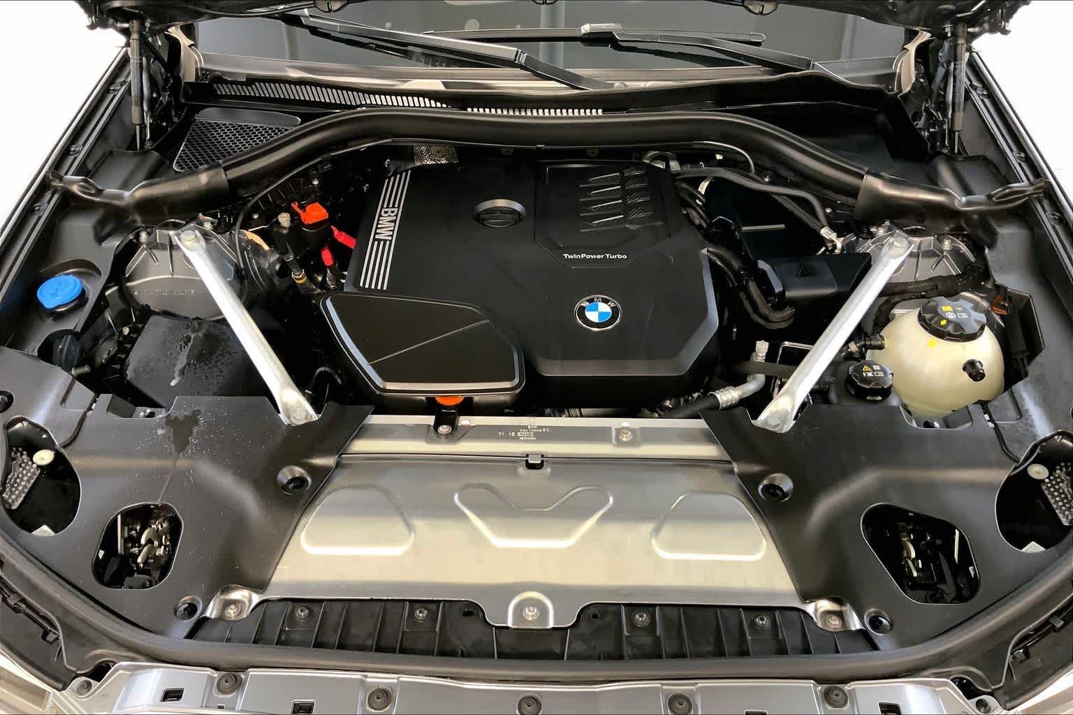 Used 2024 Skyscraper Grey Metallic BMW xDrive30i image 30