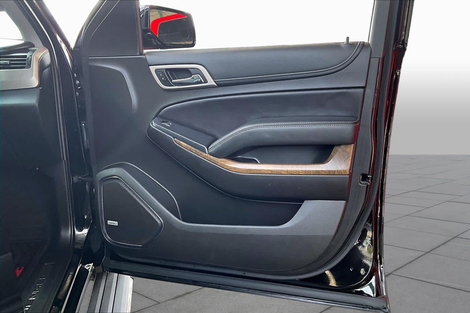 Used 2019 Onyx Black GMC Denali image 23