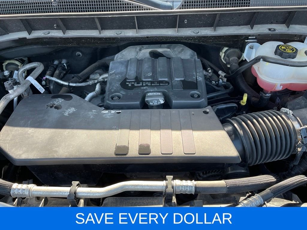 Used 2022 Black Chevrolet Custom image 22