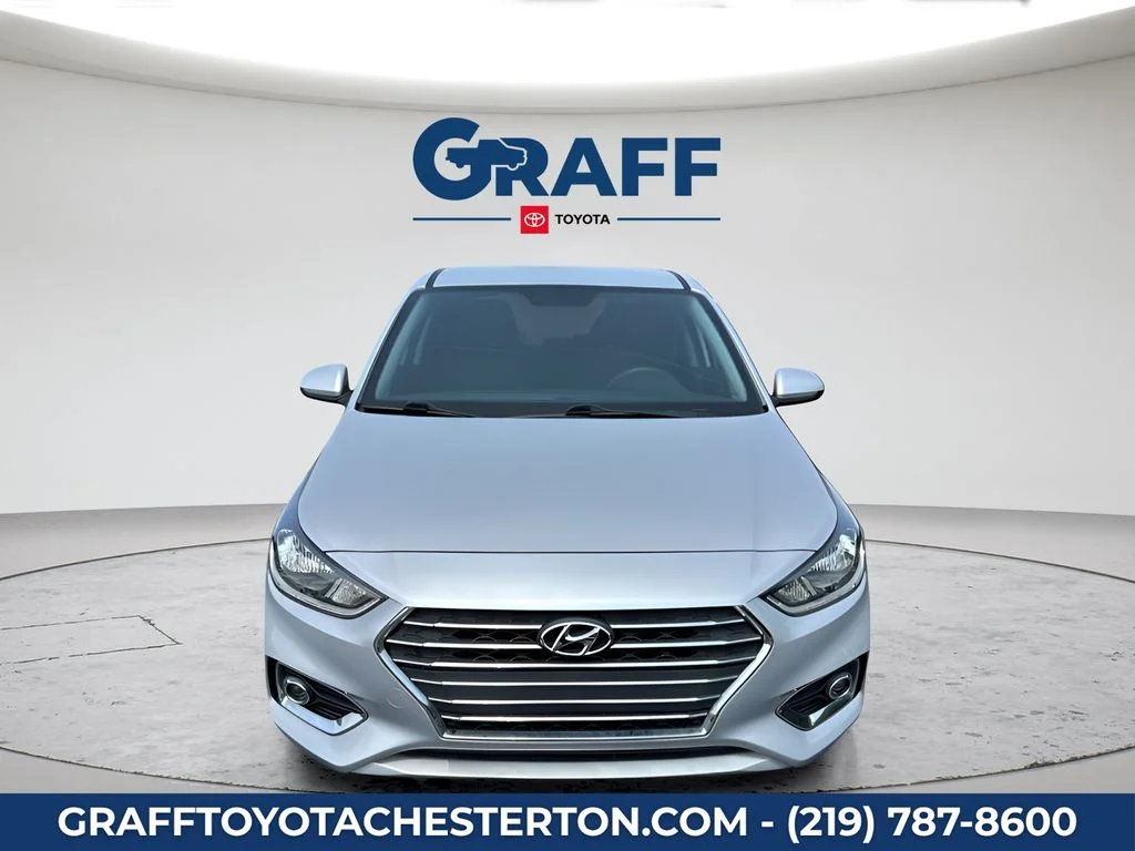 Used 2021 Silver Hyundai SEL image 2