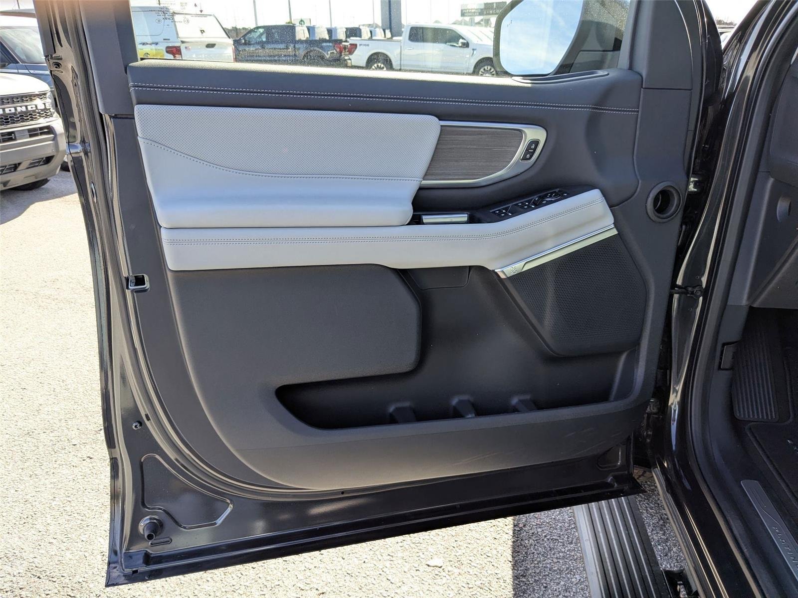 New 2025 Dark Matter Gray Metallic Ford Platinum® MAX image 11