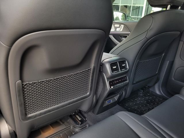 New 2025 MANUFAKTUR Alpine Grey Mercedes-Benz GLS 450 image 31
