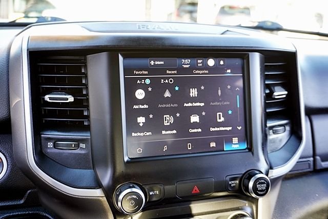 Used 2022 White Ram Big Horn/Lone Star image 27