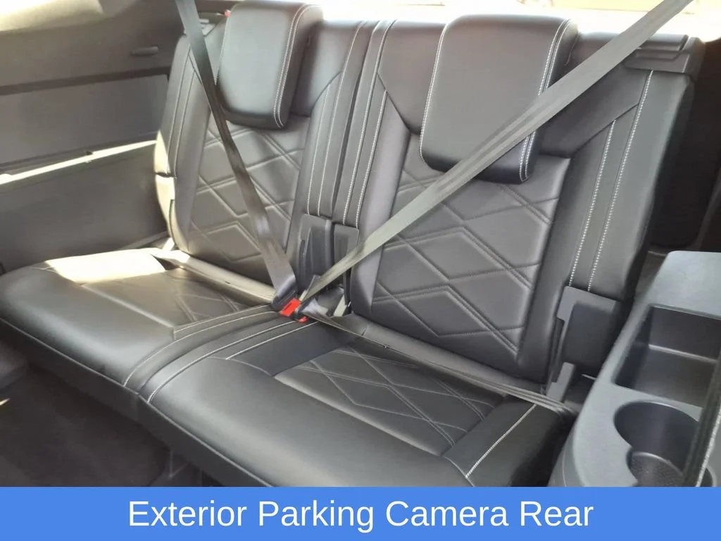 Certified Used 2024  Volkswagen 2.0T SE w/Technology image 20