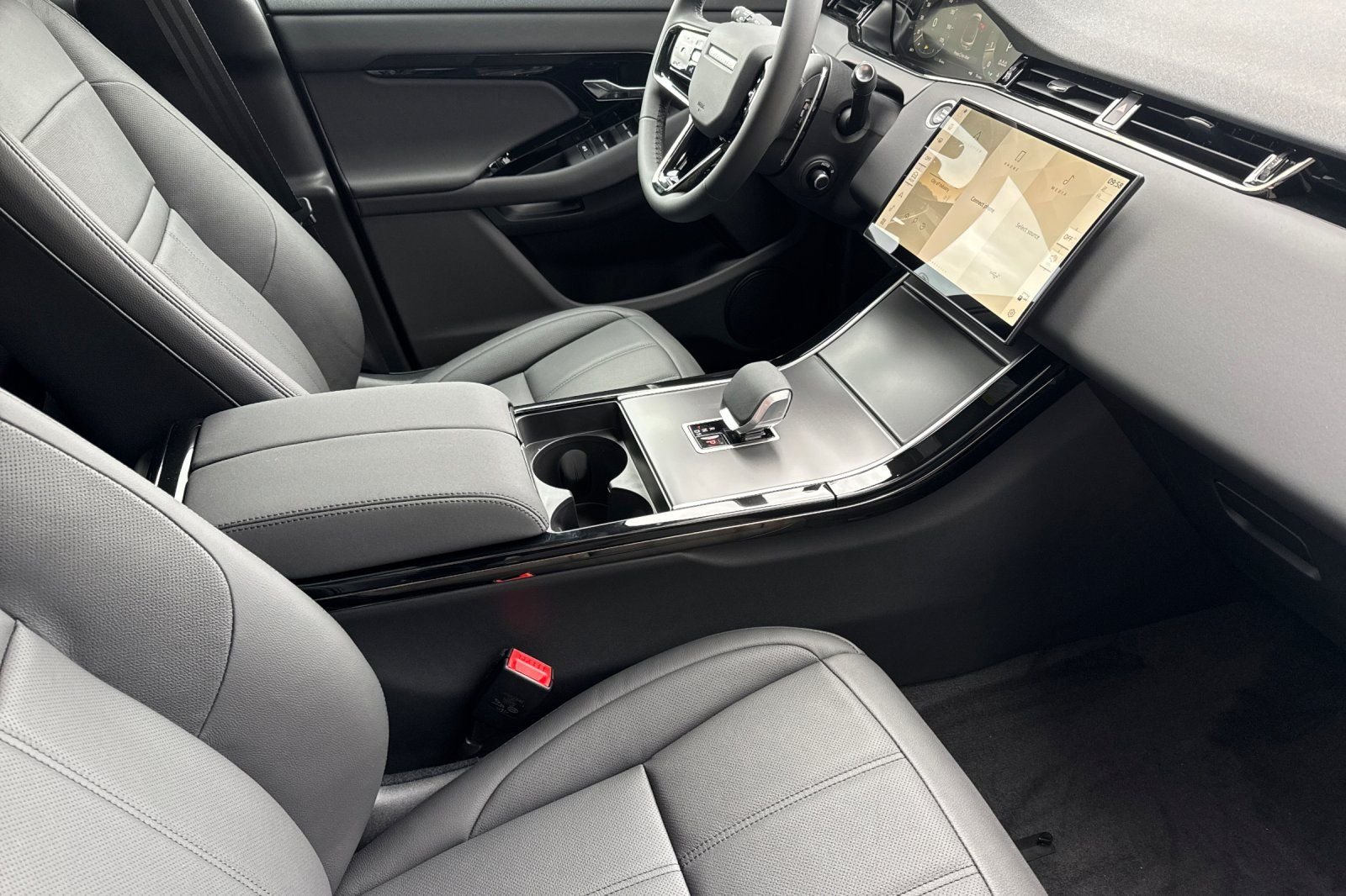 2026 Land Rover Range Rover Evoque S - Photo 17