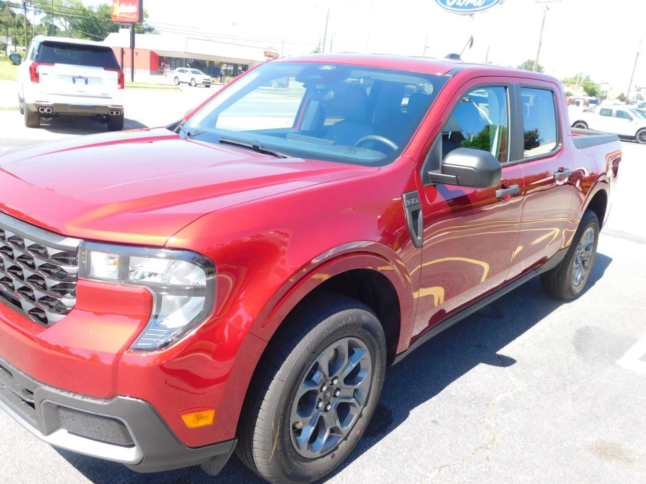 New 2026 Ruby Red Metallic Tinted Clearcoat Ford XLT image 4