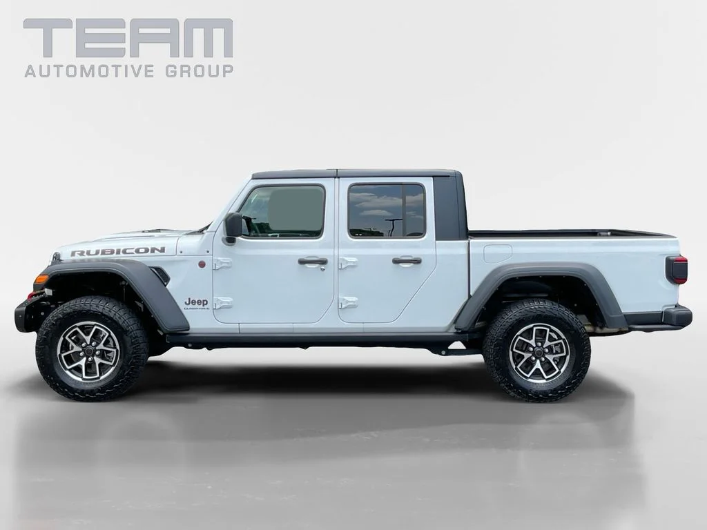 Used 2024 White Jeep Rubicon image 4