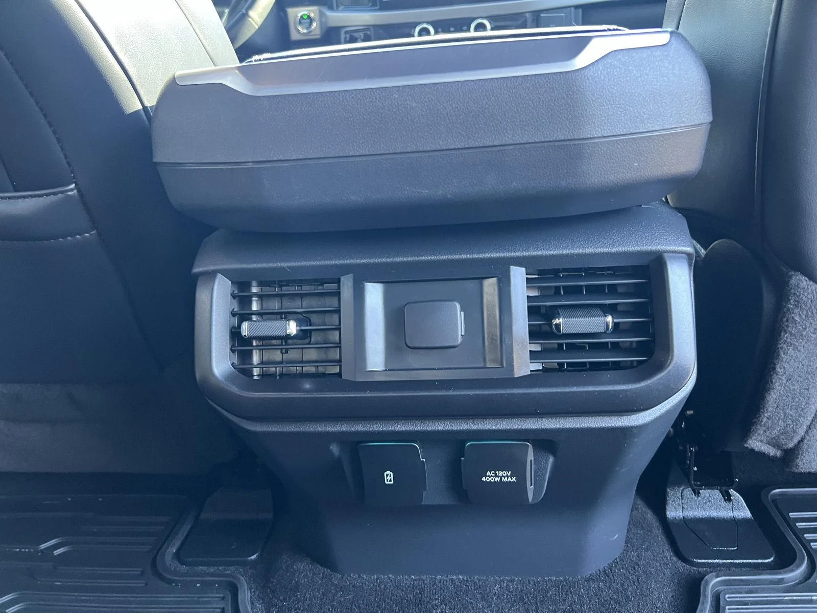 2022 Ford F-150 Raptor - Photo 16