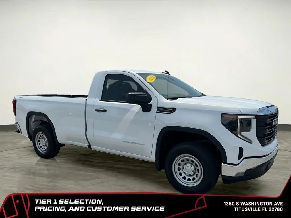 Used 2024 Summit White GMC Pro image 8