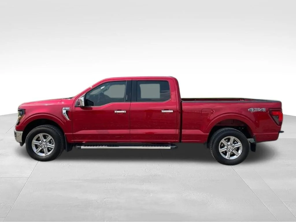 Used 2024 Red Ford XLT image 8