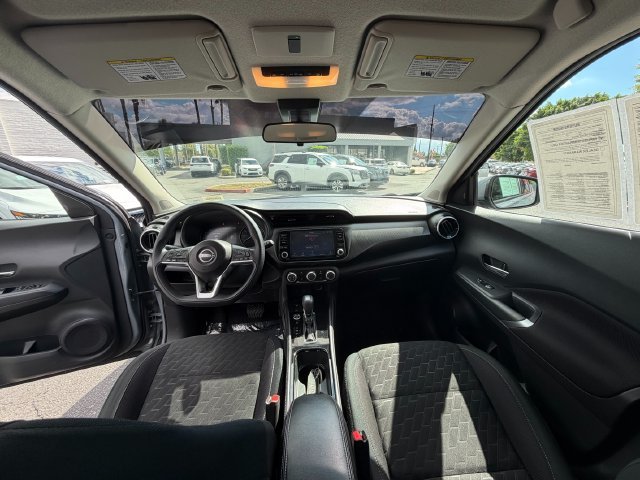 Used 2024 Gray Nissan SV image 37