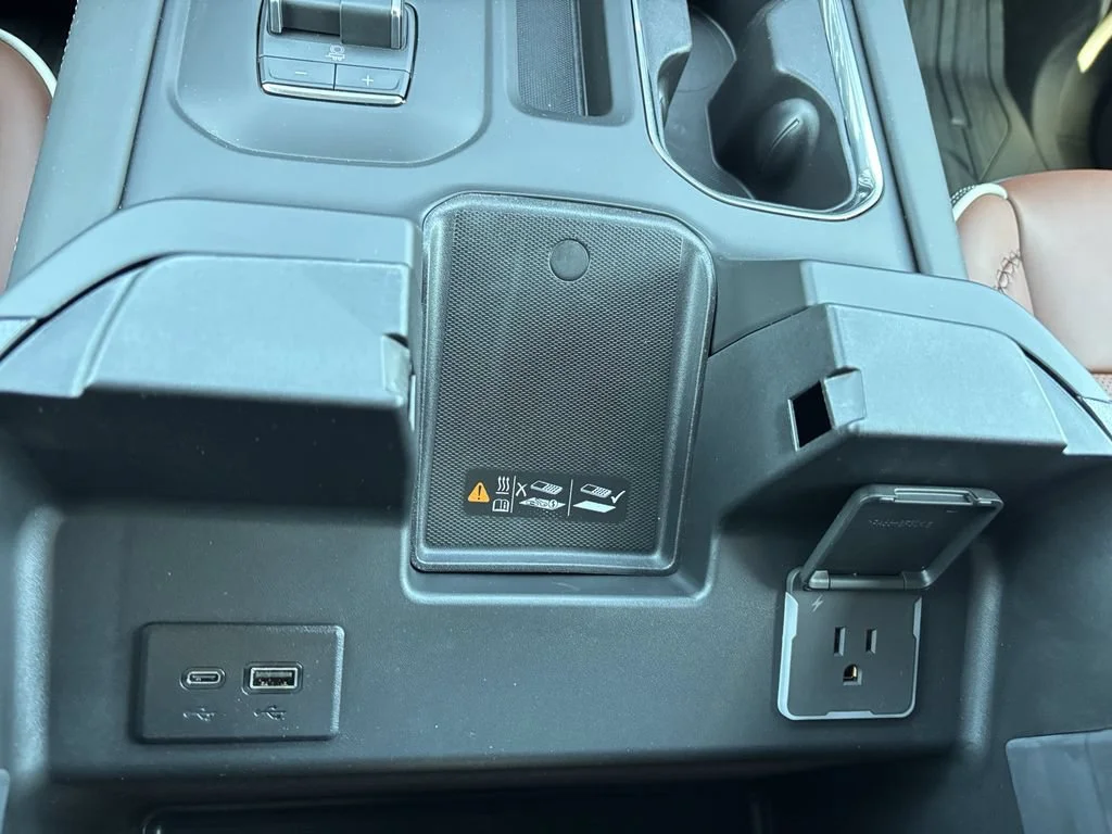New 2026 Glacier White Tricoat GMC Denali Ultimate image 23
