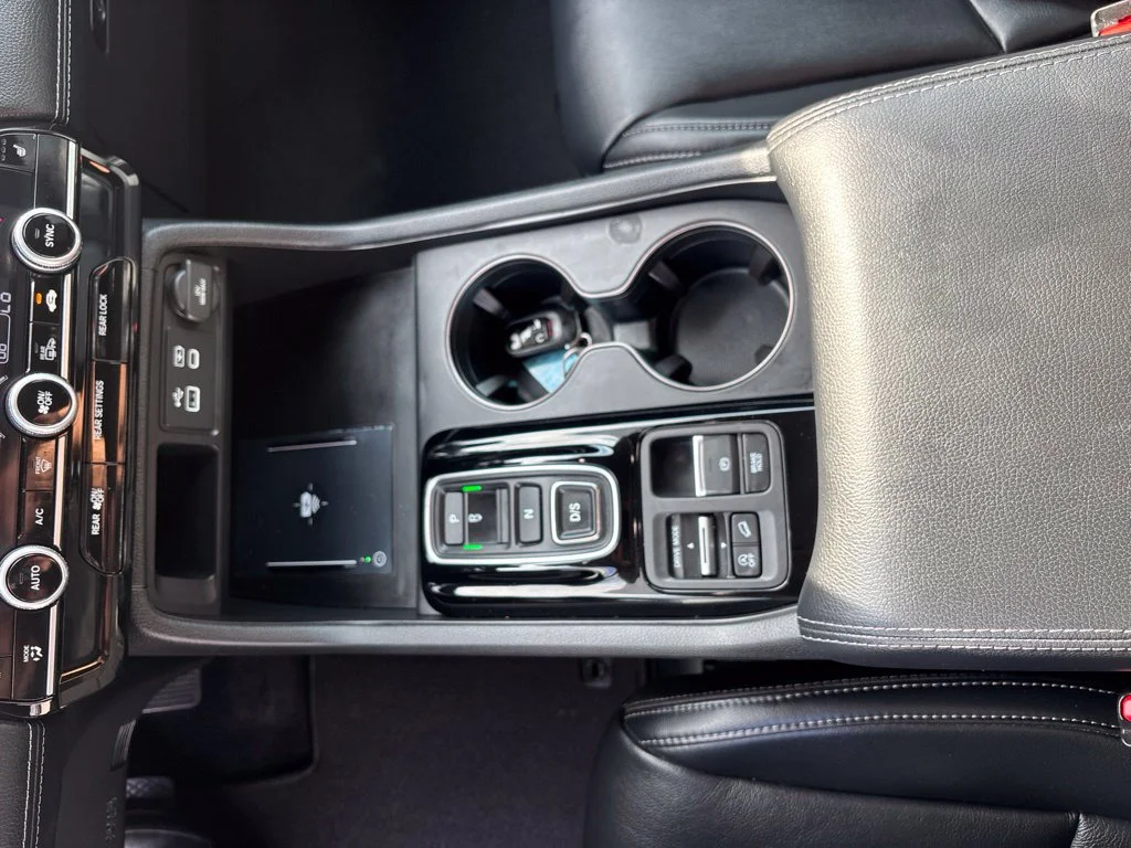 Used 2023 Black Honda EX-L image 18