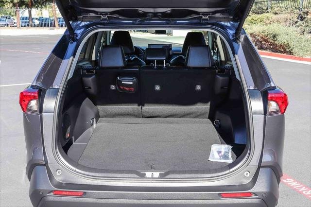 Certified Used 2024 MAGNETIC GRAY MET. Toyota  image 33