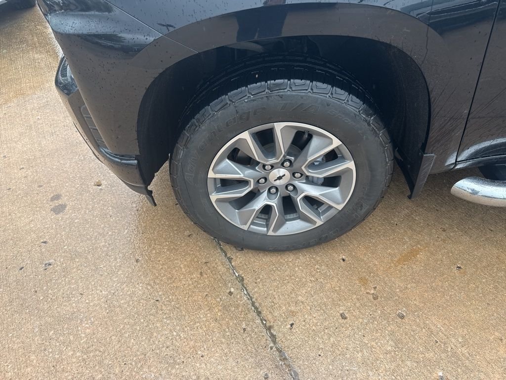 Used 2020 Shadow Gray Chevrolet RST image 4