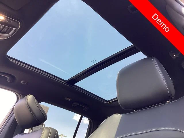 New 2026 Diamond Black Jeep LIMITED 4X4 image 20