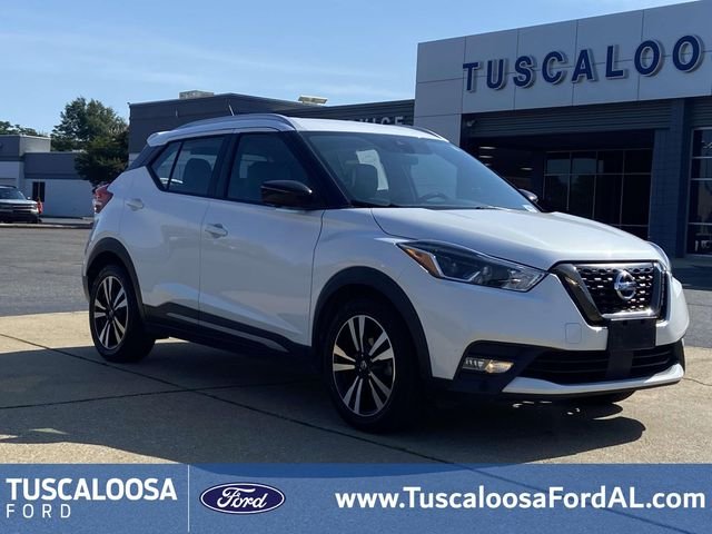 2020 Nissan Kicks SR