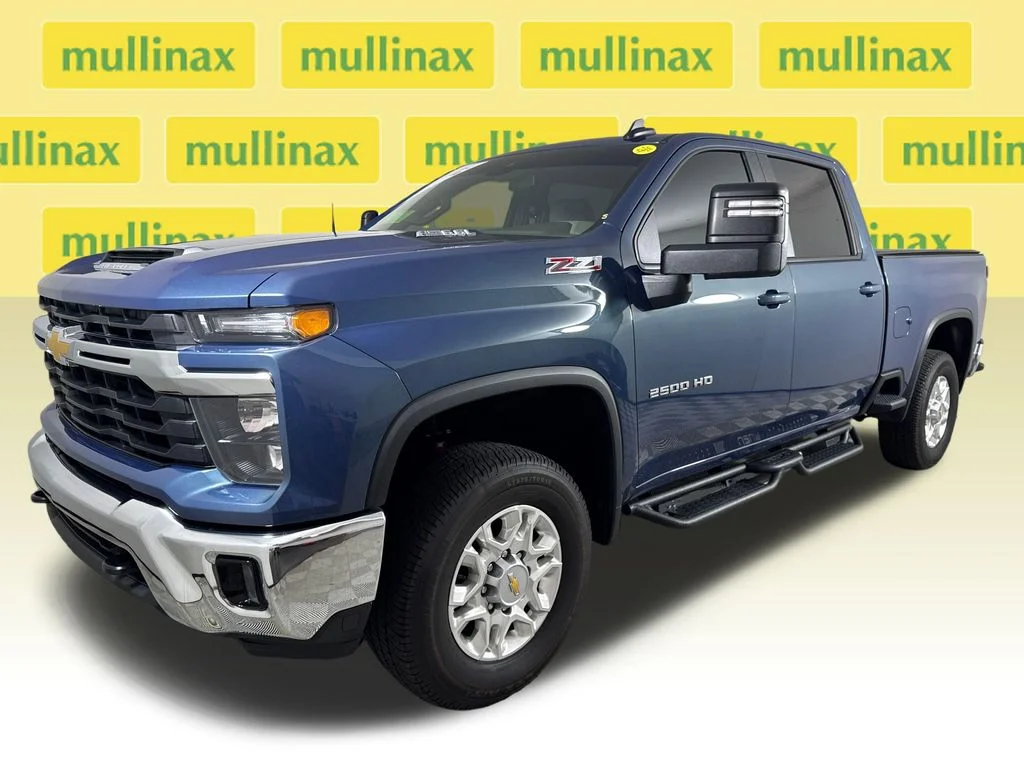 Certified Used 2025 Blue Chevrolet LT image 15