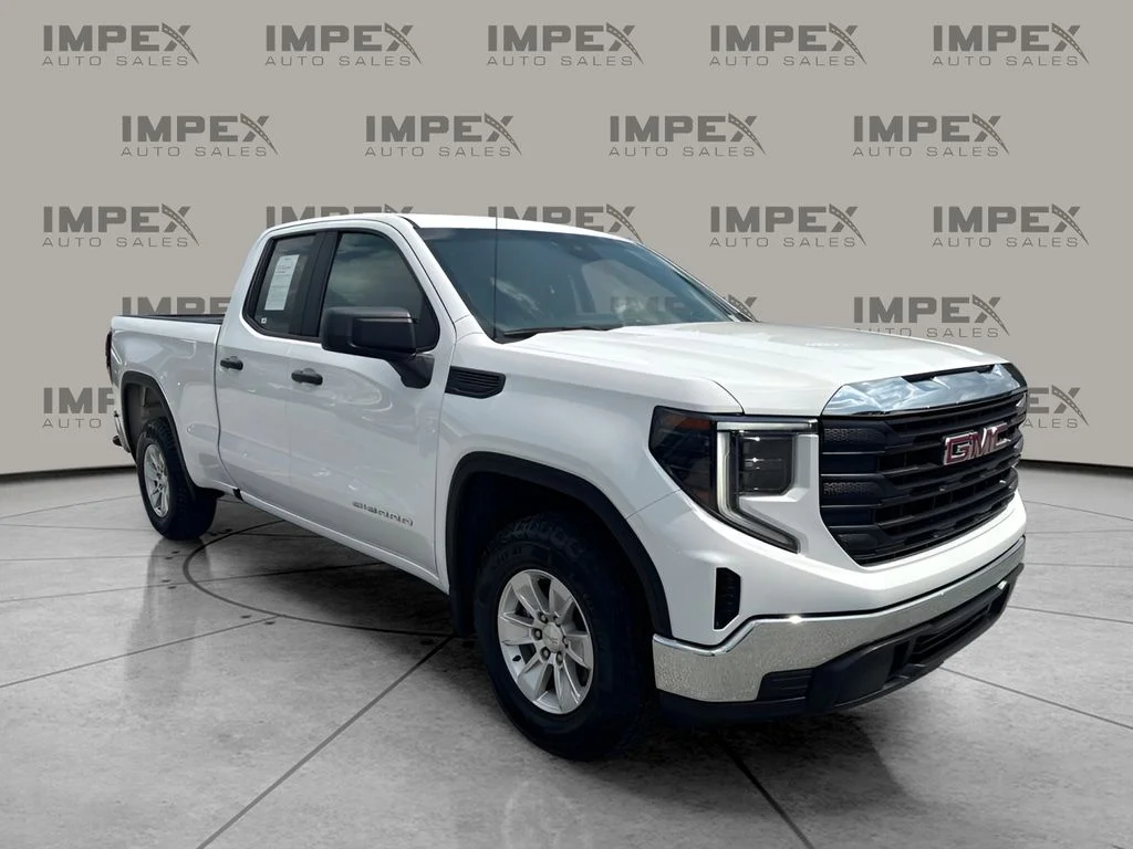 Used 2023 White GMC Pro image 4