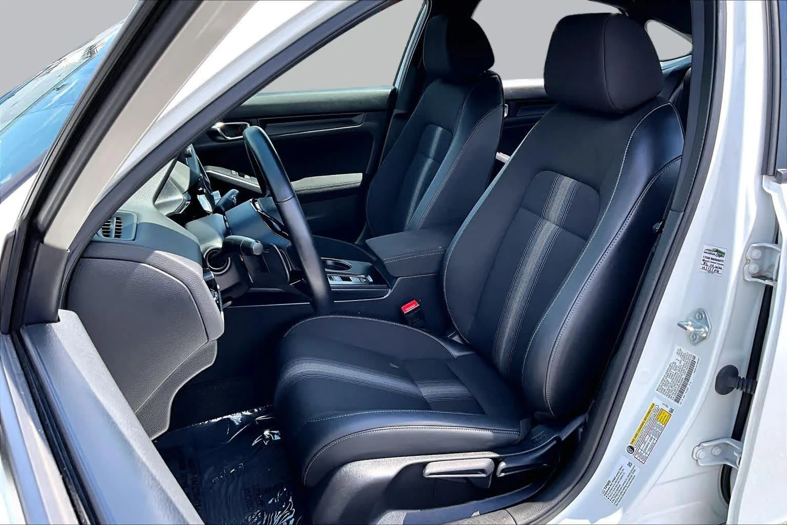 Used 2023 Platinum White Pearl Honda Sport image 8