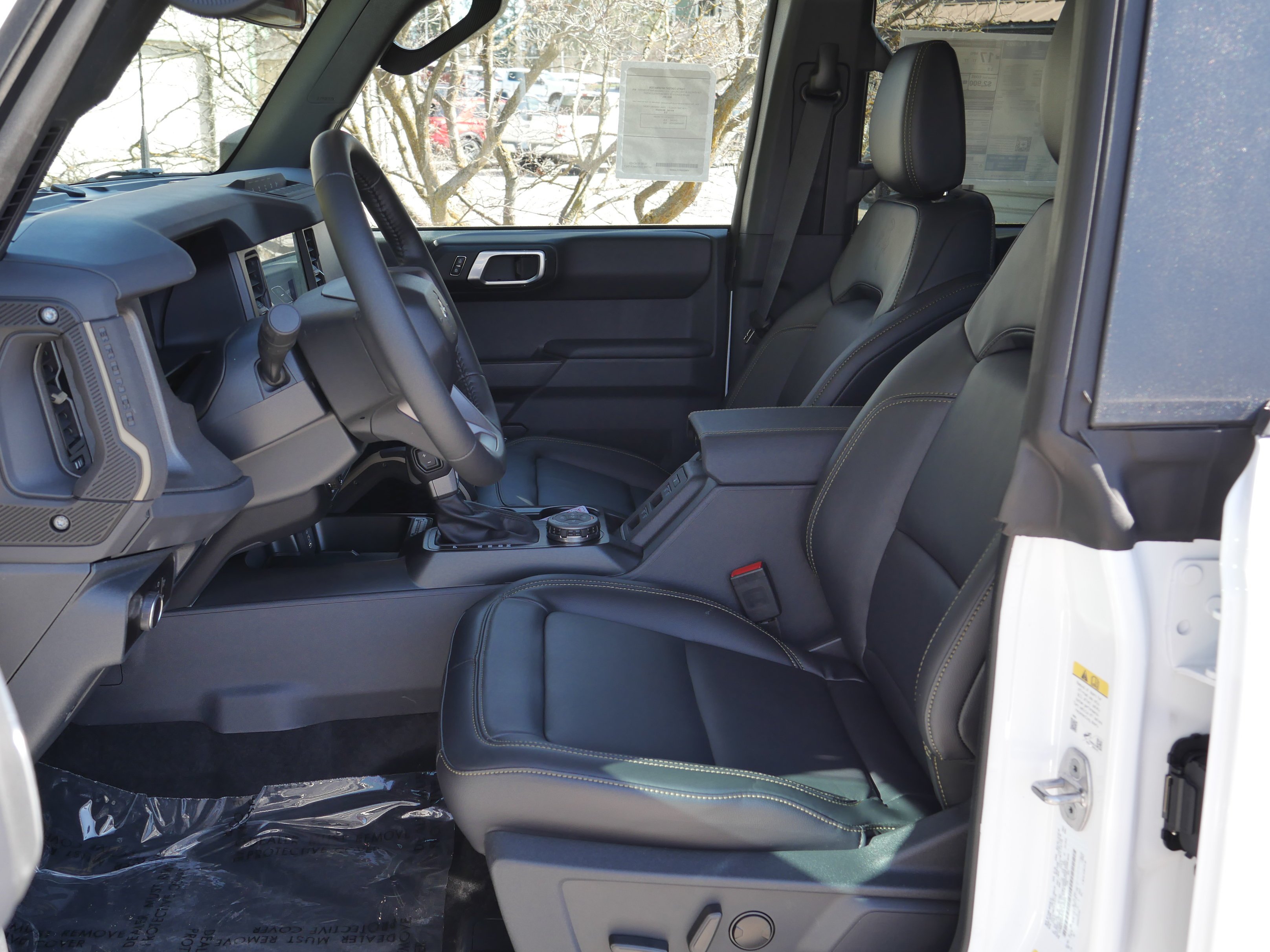 2026 Ford Bronco 4-Door Badlands - Photo 3
