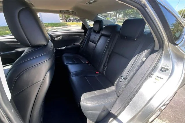 Used 2015 Silver Toyota Limited image 25