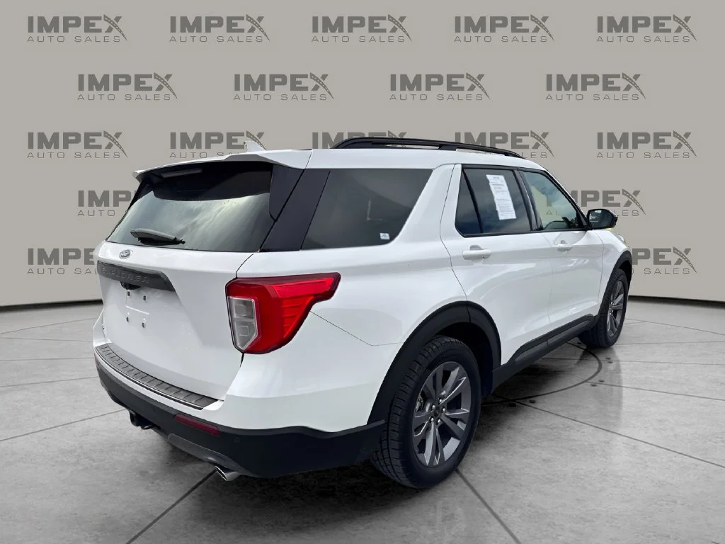 Used 2022 White Ford XLT image 5
