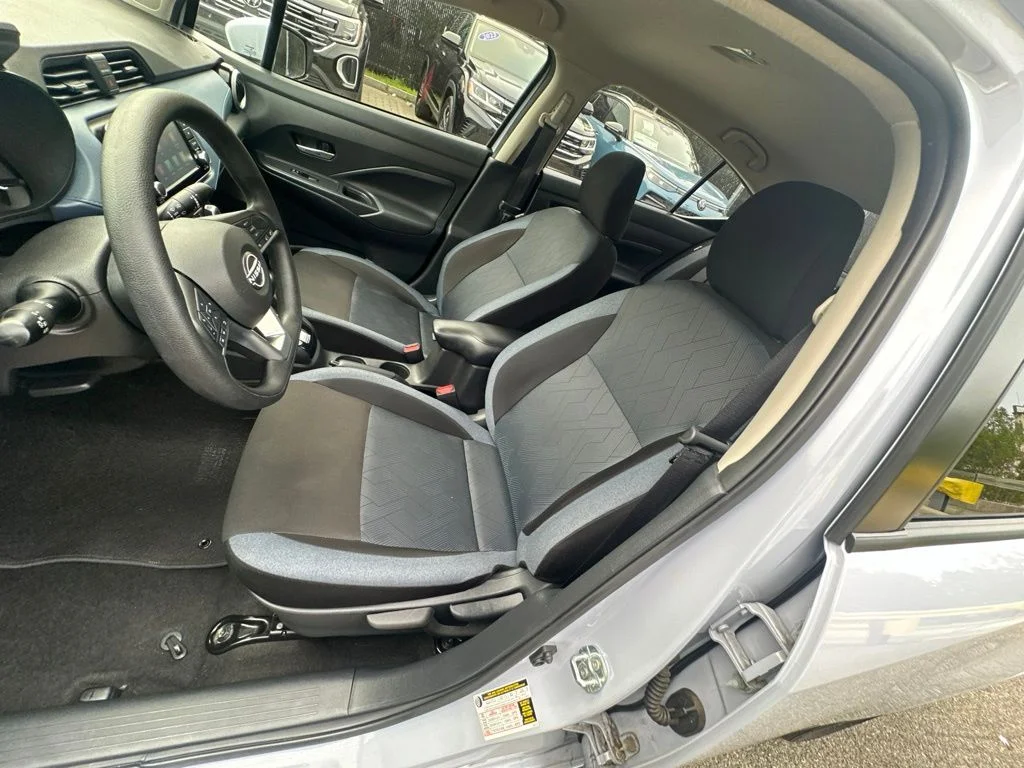 Used 2025 Gray Nissan 1.6 SV image 10