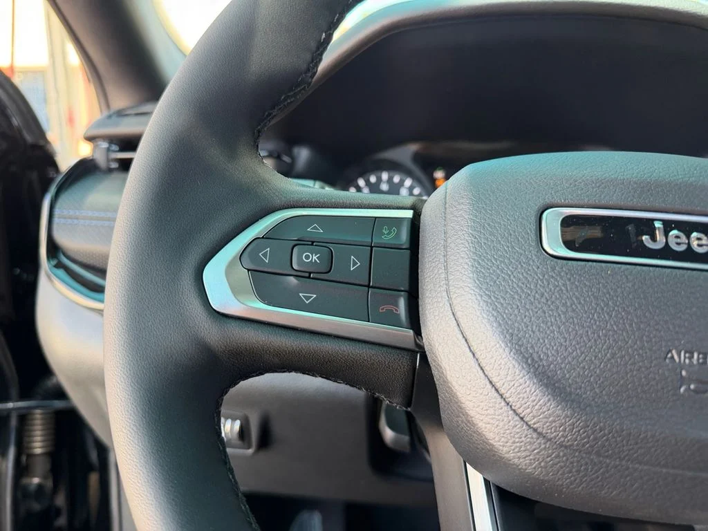 New 2026 Black Jeep Latitude image 24