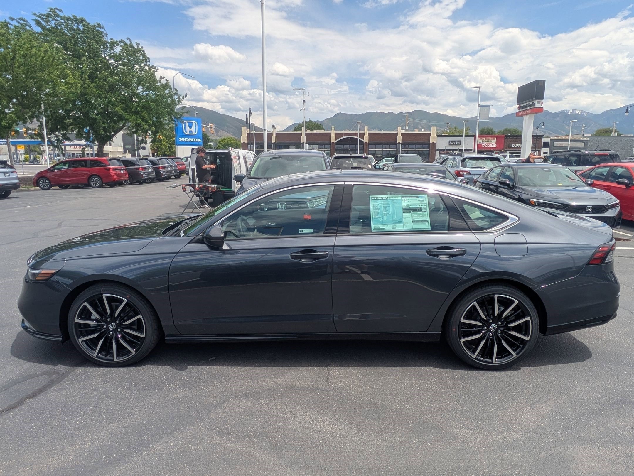New 2026 Meteorite Gray Metallic Honda Touring image 7