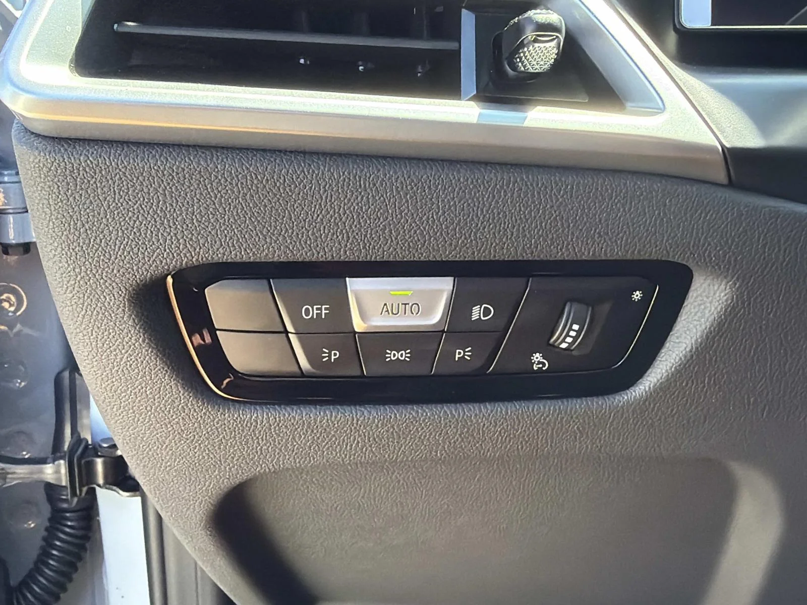 New 2026 Brooklyn Grey Metallic BMW eDrive40 image 25