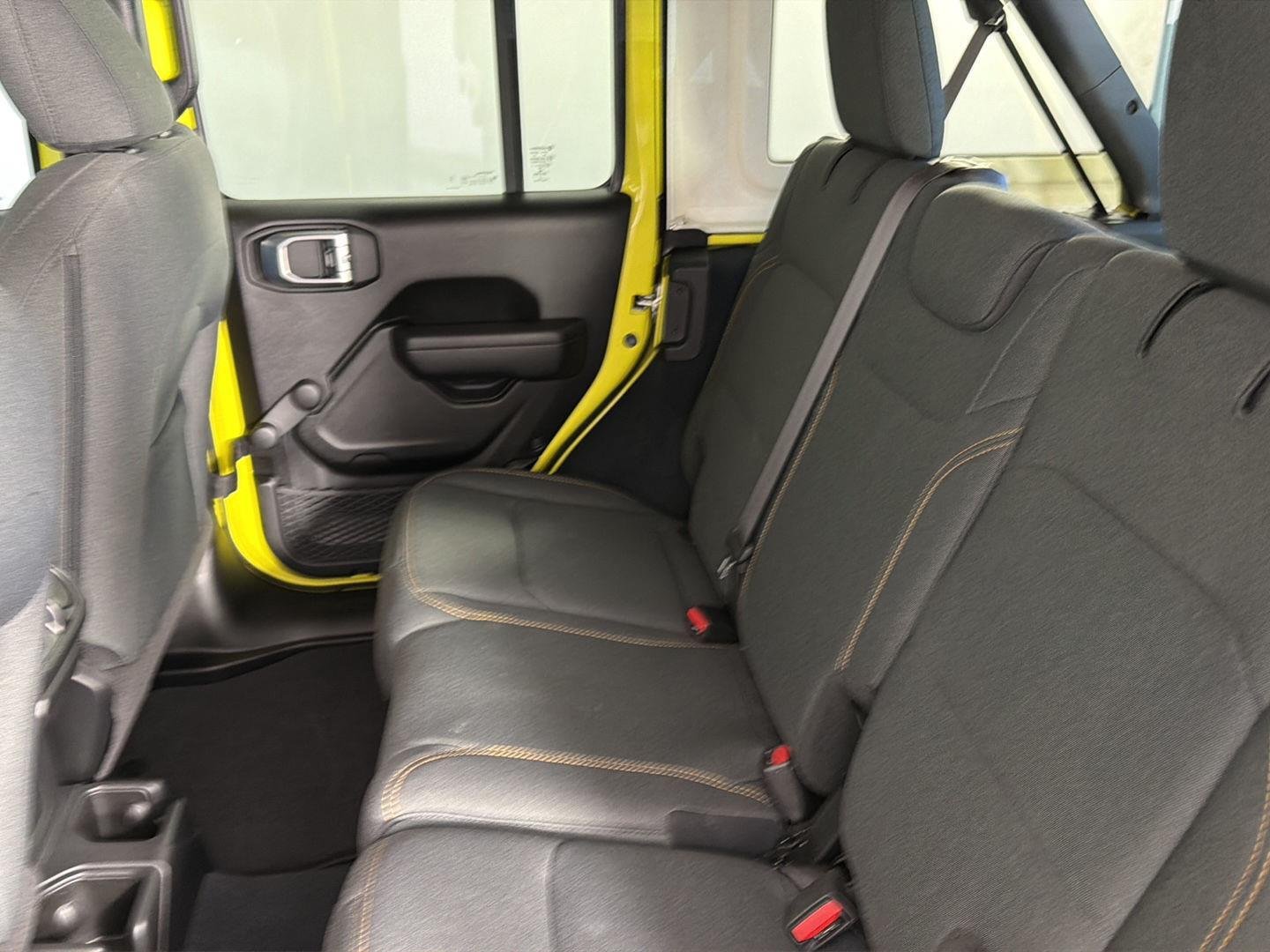 Used 2024 High Velocity Clearcoat Jeep Sport image 21