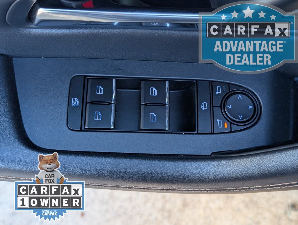 Used 2024 Tan Mazda 3.3 Turbo Premium Plus image 18