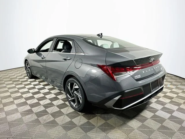 New 2026 Hyundai ELANTRA Limited