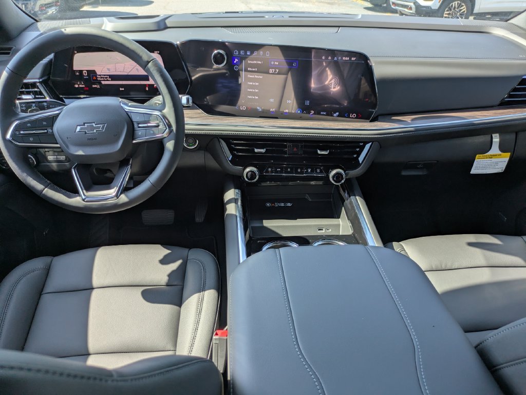 2026 Chevrolet Suburban Z71 - Photo 17