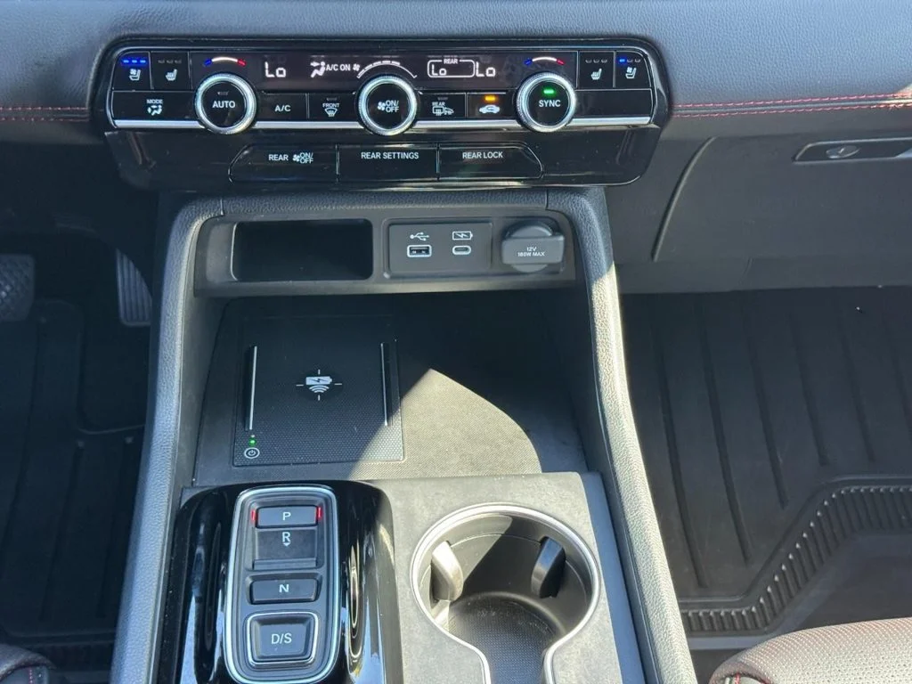 Certified Used 2025 White Honda Black Edition image 18