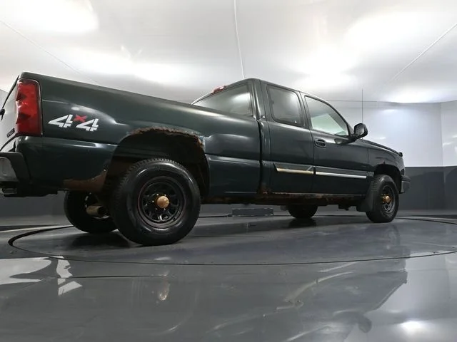 Used 2003 Green Chevrolet LS image 41