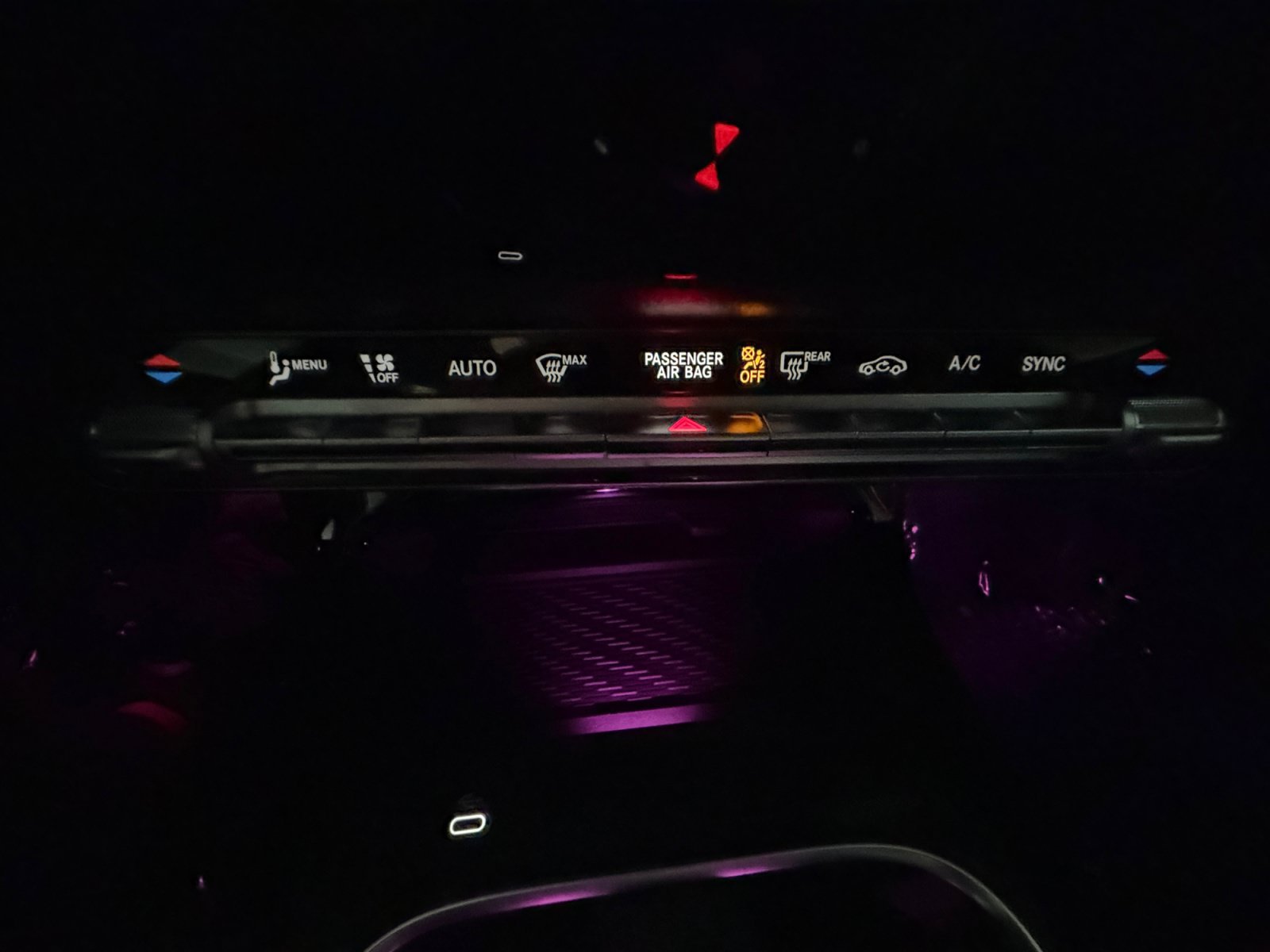 Certified Used 2025 Black Mercedes-Benz CLA 250 image 25