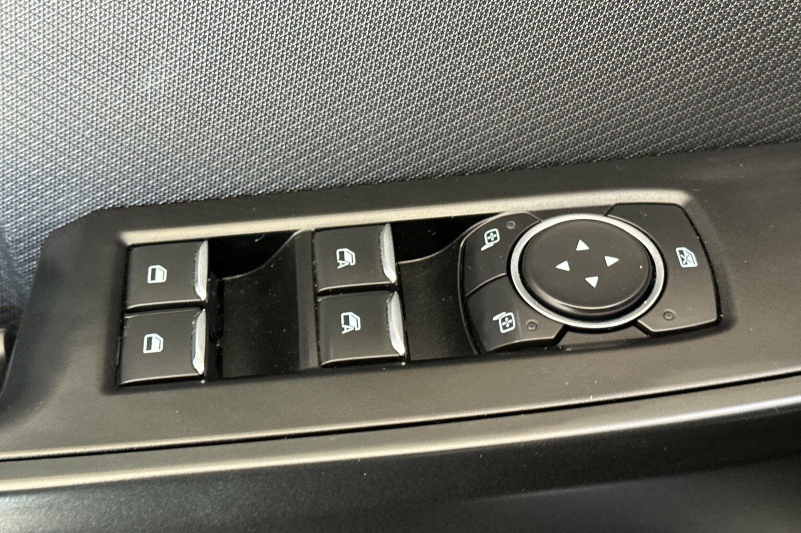 Used 2022 White Ford XL image 11