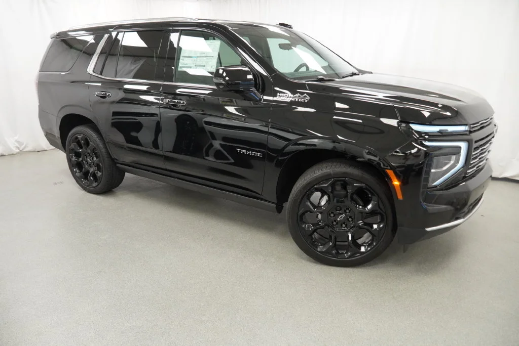New 2026 Black Chevrolet High Country image 5