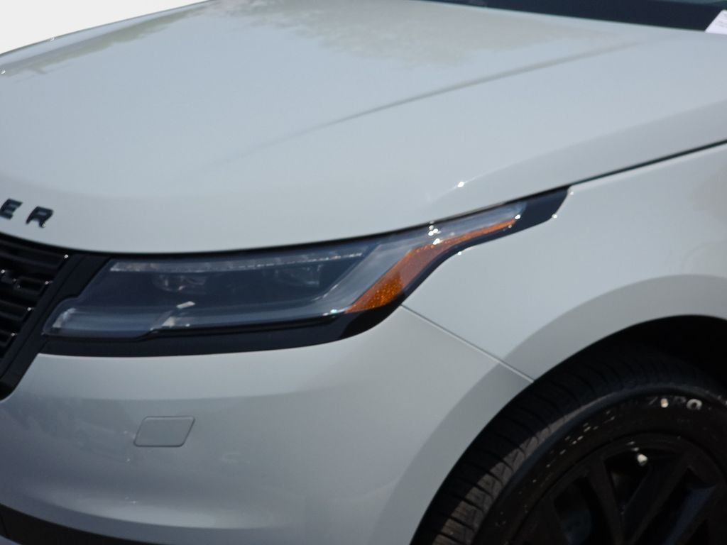 New 2026 Arroios Grey Land Rover S image 21