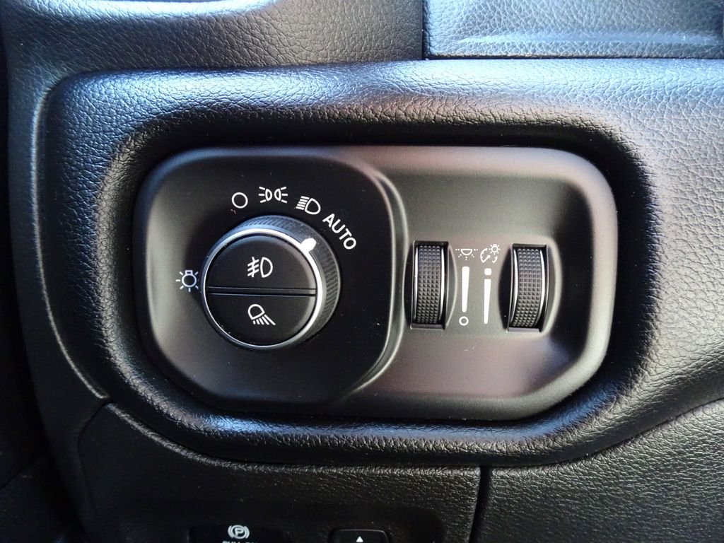 Used 2022 Red Ram Laramie image 24