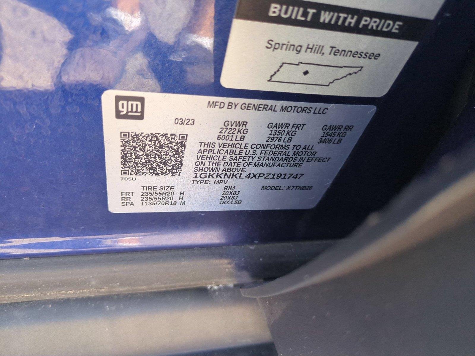 Used 2023 Ultra Blue Metallic GMC SLE image 39