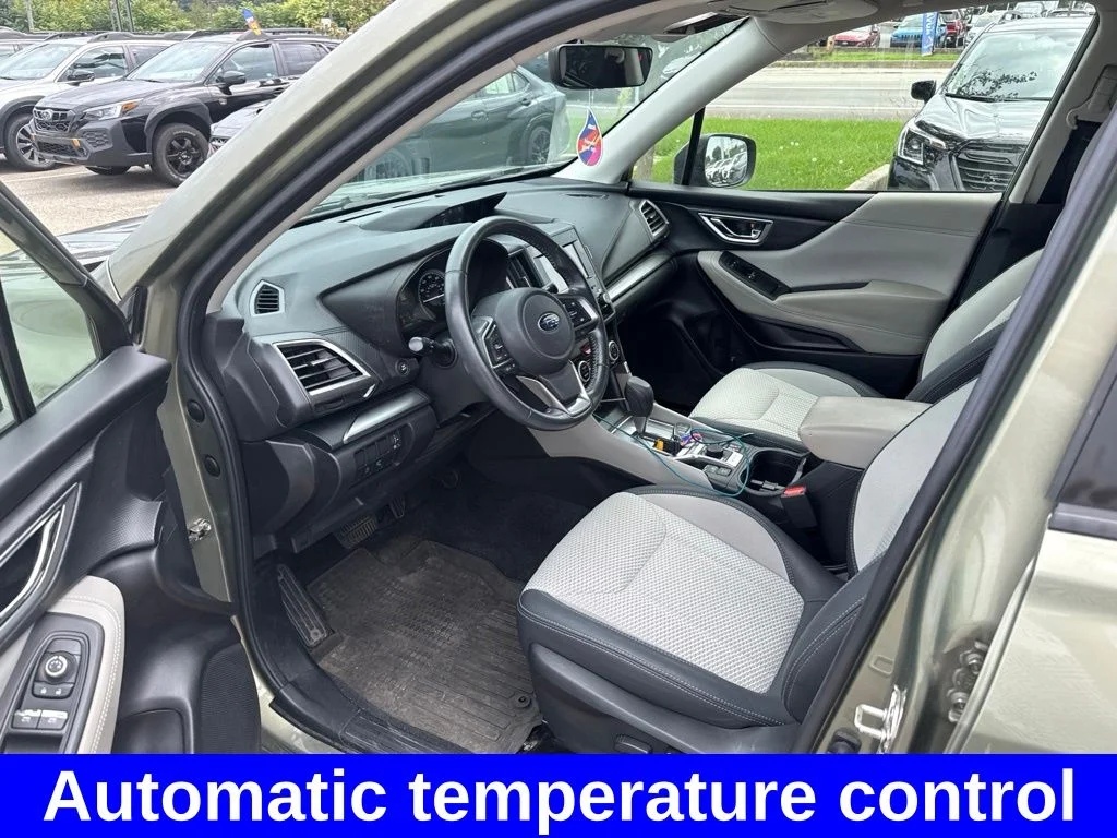 Used 2020 Green Subaru Premium image 11