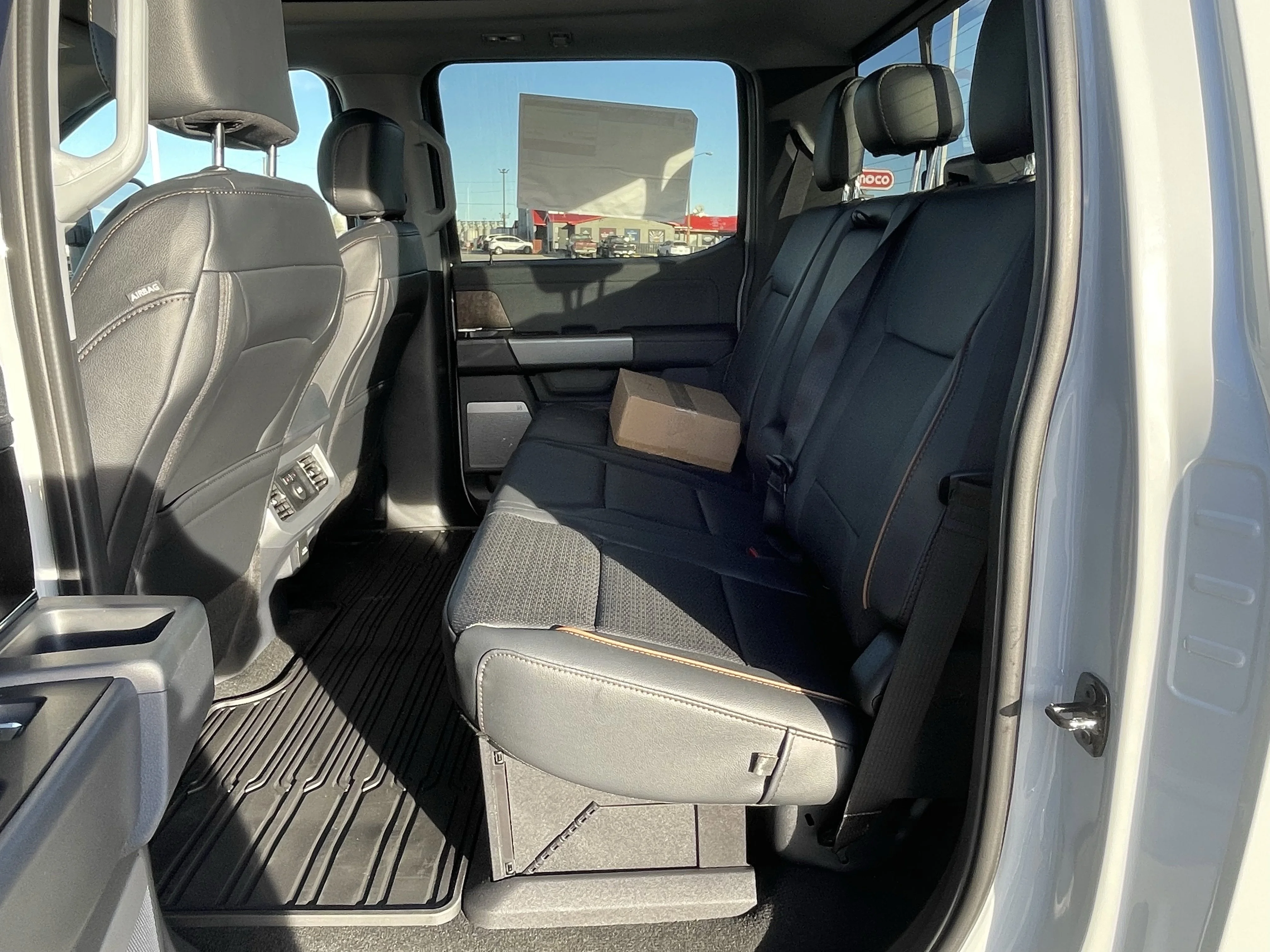 New 2026 Avalanche Ford LARIAT image 27