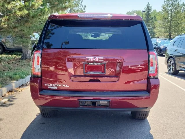 Used 2019 Crimson Red GMC SLT image 4