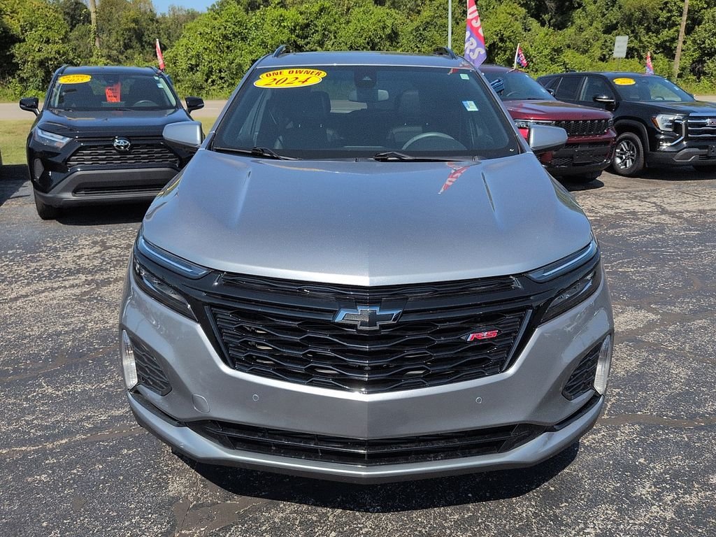 Used 2024 Gray Chevrolet RS image 3