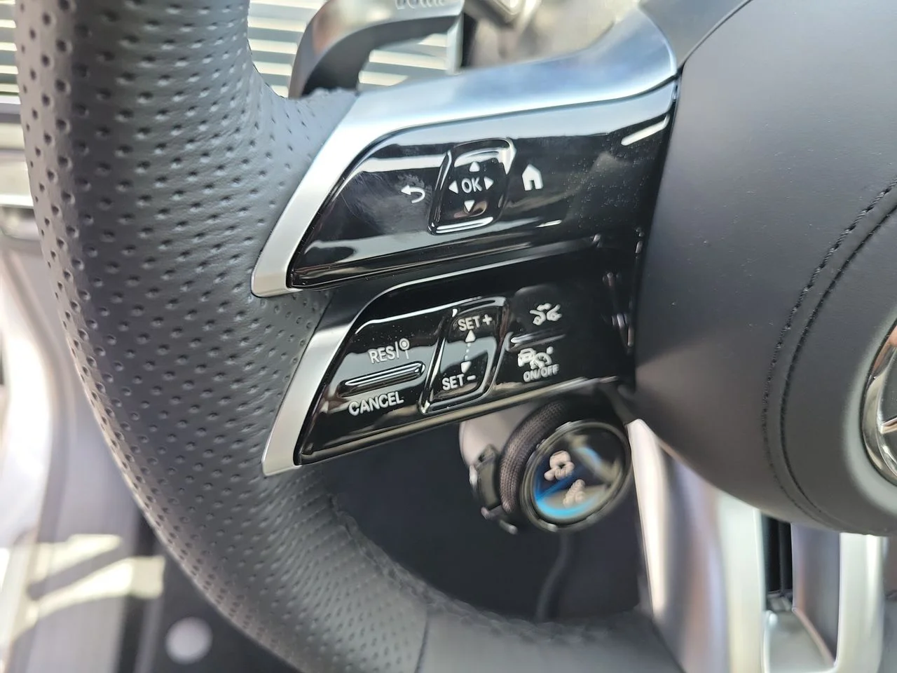 New 2026 Cirrus Silver Metallic Mercedes-Benz AMG® GLE 63 S 4MATIC+ SUV image 28