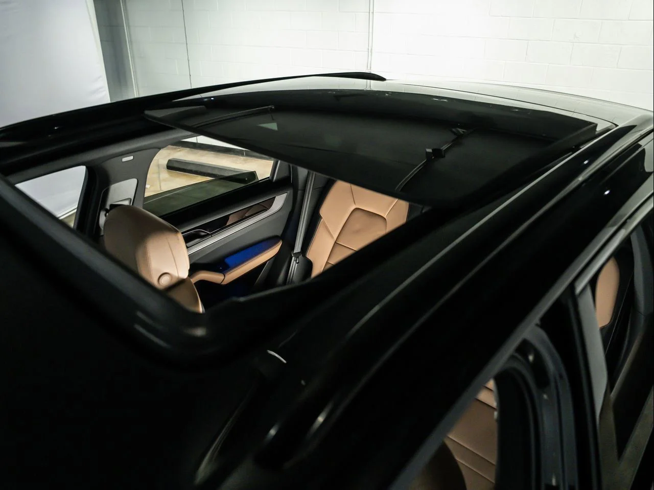 Used 2025 Black Porsche  image 17